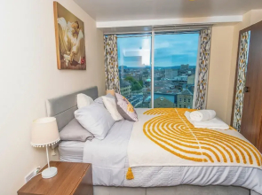 City Centre Location-family Friendly-free Parking
