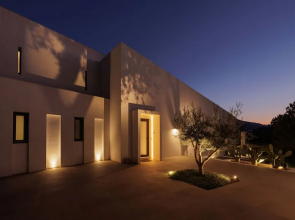 Myrtia - Luxury Hidden Gem