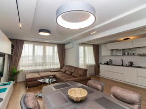 Gran Capital Top Central Apartment