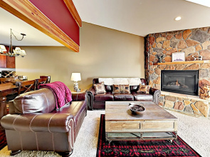Amazing Walkable Locale Condo Unit 313 1 Bedroom 1 Bathroom Condo