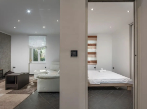 Quiet City Apartment Dexa