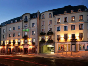 Bracken Court Hotel