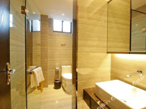 Eiland Hotel (Hefei South High-speed Railway Station)