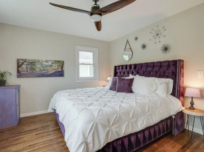 Pet-friendly Minneapolis Home ~ 8 Mi to Downtown!