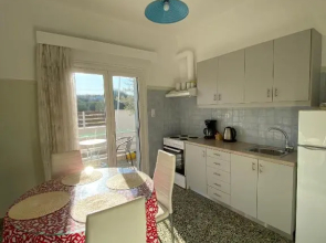 Mpanos Sea Apartment 1