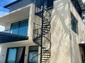 Yellow House in Grigoleti