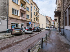 Подобово квартира у м. Львові, на вул. Ференца Ліста 3
