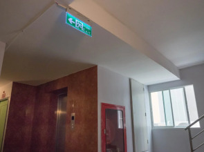 Bird Room Hotel - Pratunam