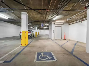 Newly Built Pasadena Retreat Parking Great Location