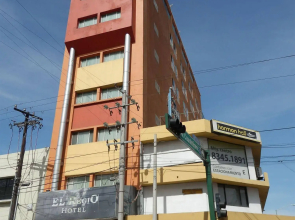 El Regio Hotel