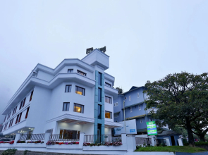 Issacs Residency