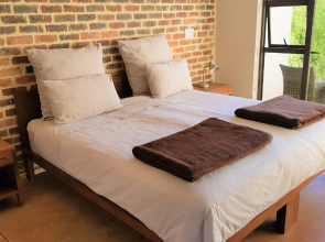 Esther's Country Lodge