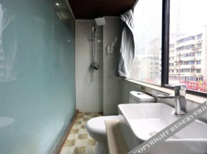 Yuejin Business Hotel (Wuyi Square)(跃进商务宾馆（五一广场店）)