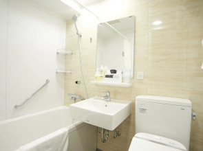 Quintessa Hotel Tokyo Haneda Comic & Books