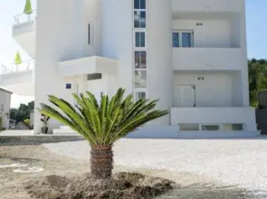 Apartments Bila Villa