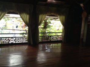 Hoa Ban Stilt House
