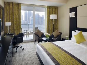 Mövenpick Jumeirah Lakes Towers Hotel