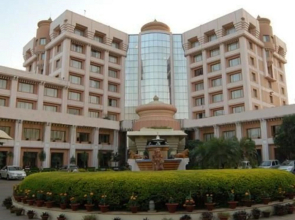 Hotel Swosti Premium