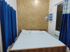 Krishna paying guest house