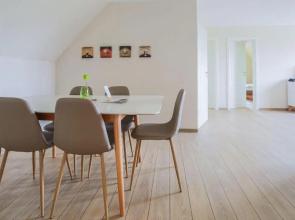 Buedlfarm-Grosse-Wohnung