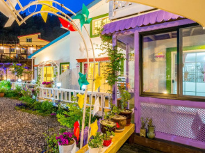 Goseong Hatsal Gadeuk Pension