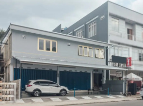 Oyo 2244 Wisma Game