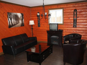 Hush Lodge & Cottages