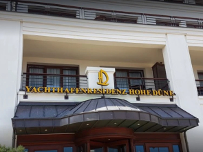 Yachthafenresidenz Hohe Duene