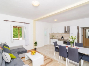 Villa Dalmatian Gem - Two-bedroom Villa With Terrace and Swimming Pool ID Direct Booker 4778