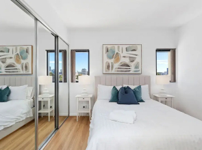 1bdr Parking on Beaufort Street