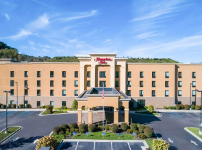 Hampton Inn Huntington University Area