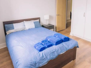 2 Bedroom Apartment Near City Centre