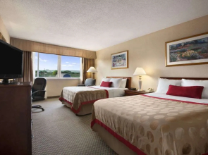 Ramada Cortland Hotel and Conference Center