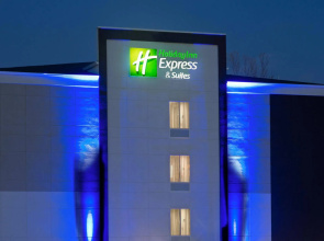 Holiday Inn Express & Suites New Cumberland by IHG