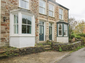 2 Water Lane