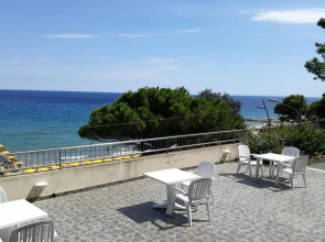 Frontline Beach 16 - B3 - Near To The Sea
