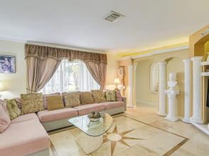 Pompano Beach Home w/ Pool & Dock ~ 4 Mi to Pier!