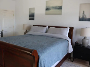 Cozy Getaway with Ocean View and Private Entrance!