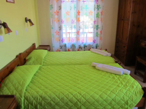 Varvara Studios & Apartments I