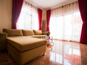 Reaksmey Chanreas Hotel