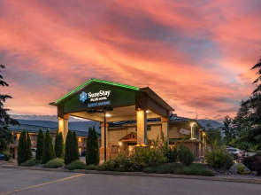 SureStay Plus Hotel By Best Western Salmon Arm
