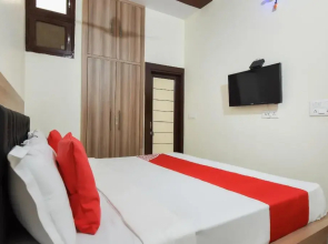 Hotel Amigo by OYO Rooms