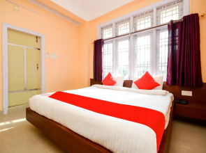 OYO Flagship 22201 Manmohan Enclave