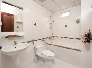 Vilion Central Hotel