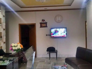 Unique Lodge