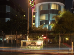 Mega Cikini Hotel