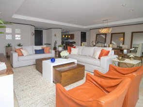 Papagayo Luxury