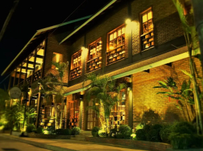 Paradise Inle Resort