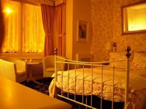 Westbank Guest House