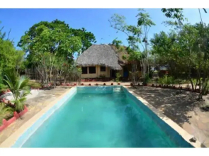 Swahili Divers and Gecko Nature Lodge